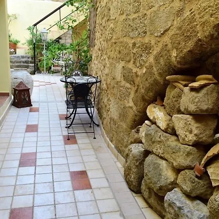 Apart Otel Petrino 4*